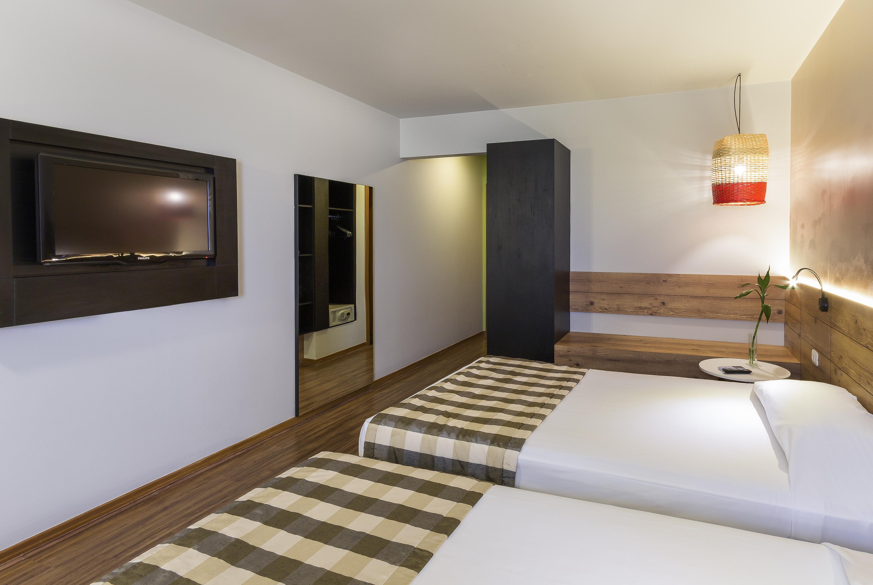 Hotel Cassino Tower Curitiba Aeroporto By Nacional Inn São José dos Pinhais Eksteriør billede