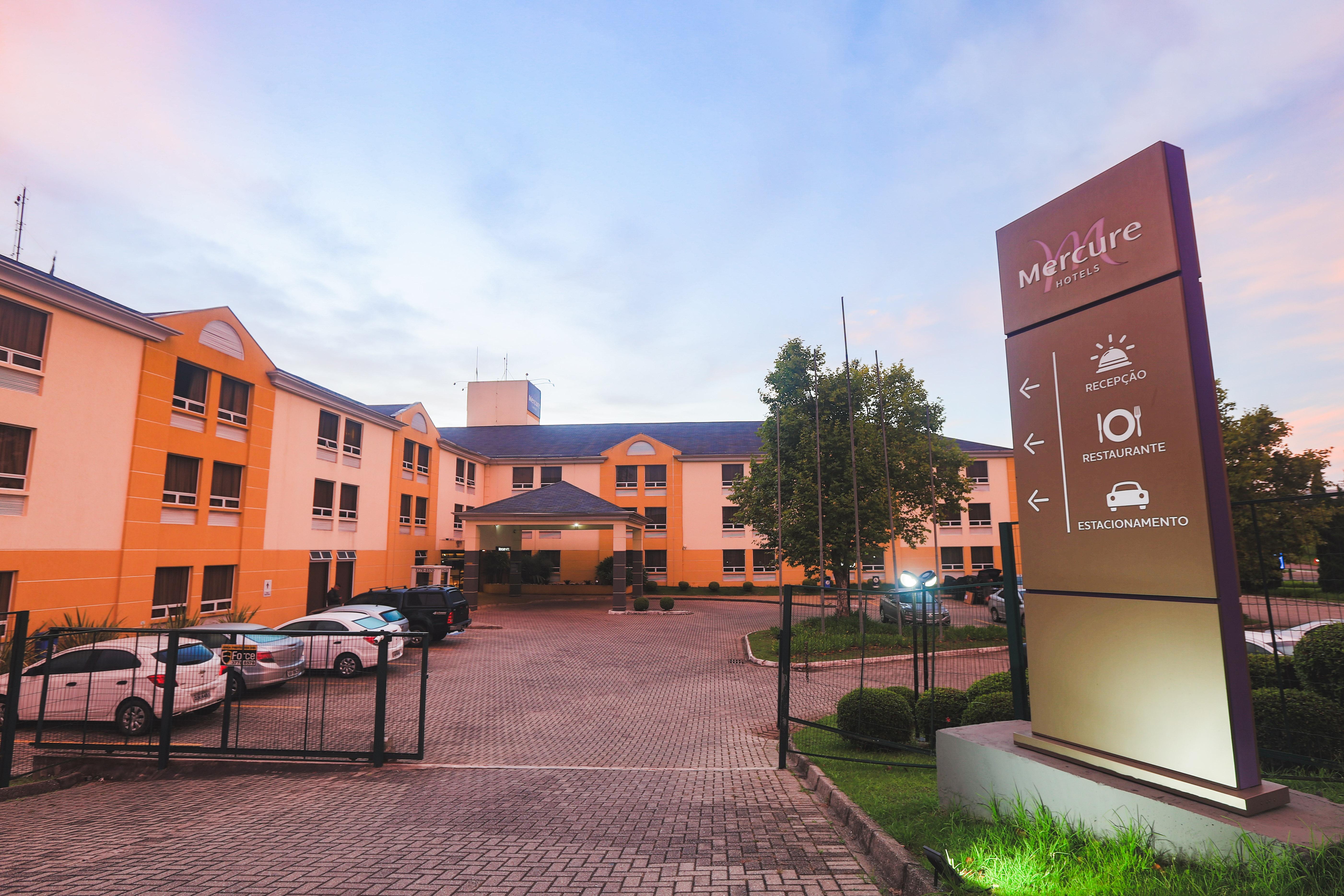 Hotel Cassino Tower Curitiba Aeroporto By Nacional Inn São José dos Pinhais Eksteriør billede