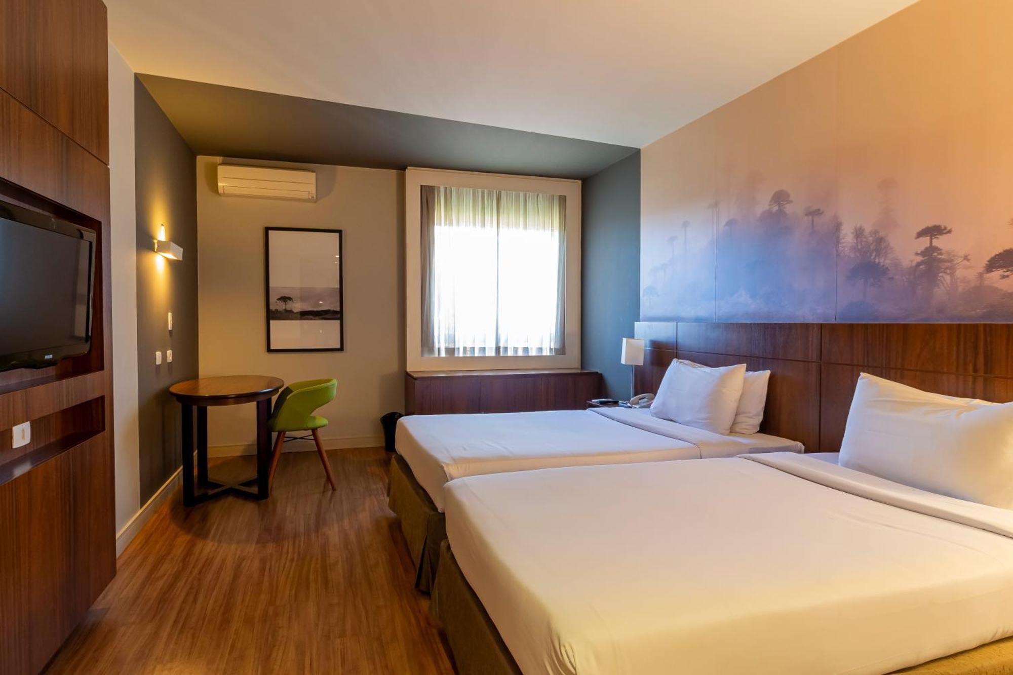 Hotel Cassino Tower Curitiba Aeroporto By Nacional Inn São José dos Pinhais Eksteriør billede